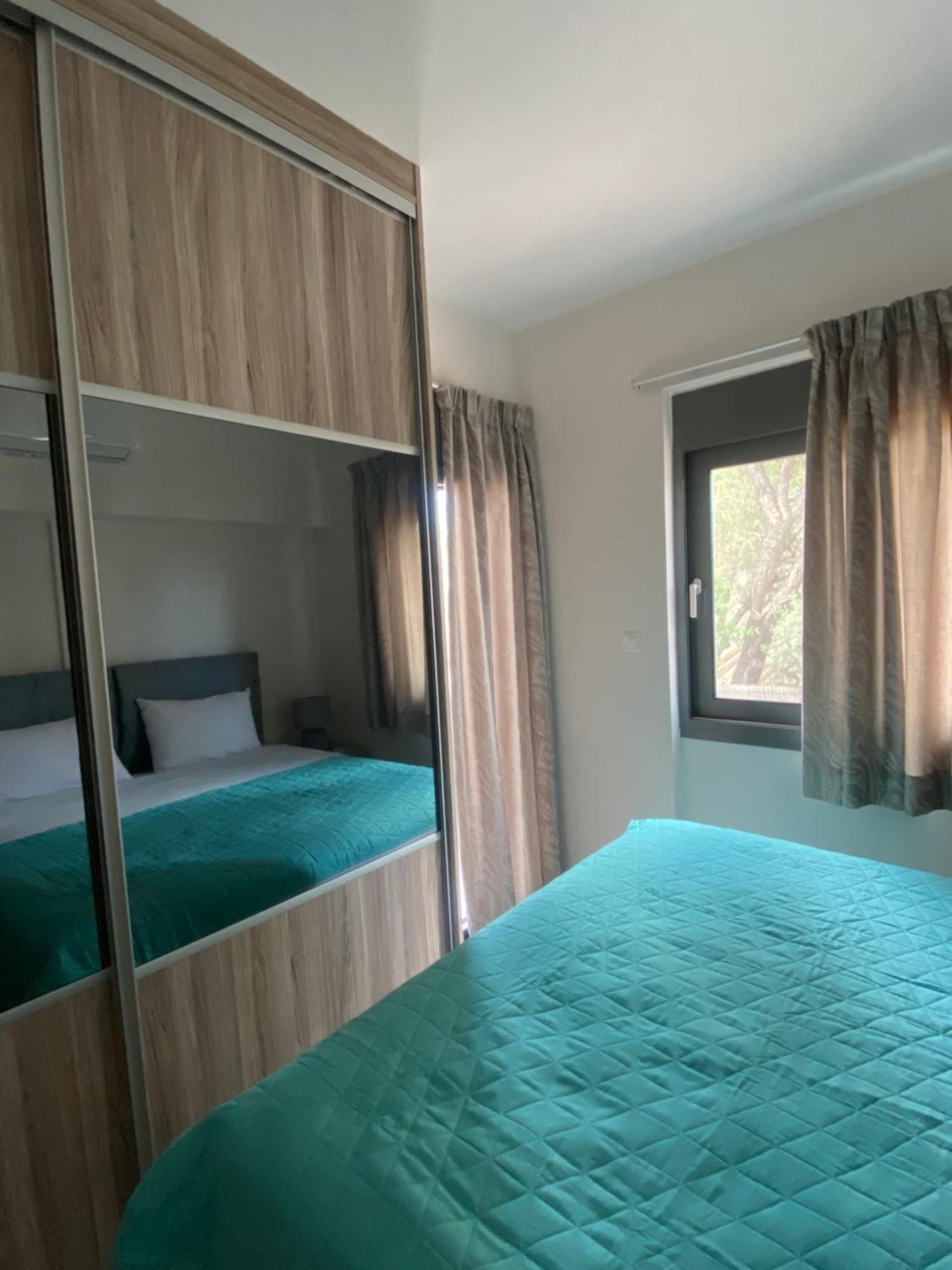 Οι Ακτινες Του Ηλιου Appartement Agios Spyridon  Buitenkant foto